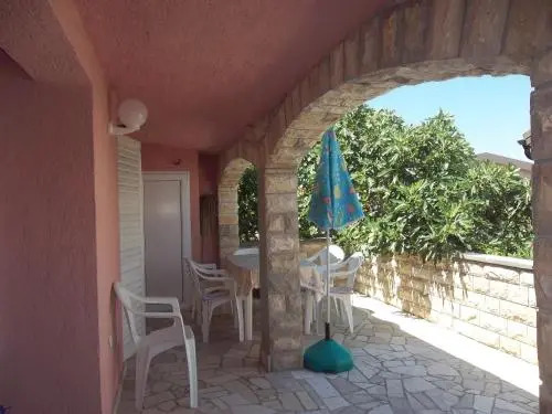 Apartmani Mira