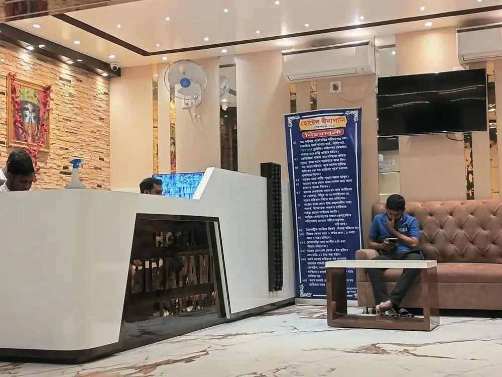 HOTEL BINAPANI Deluxe 1
