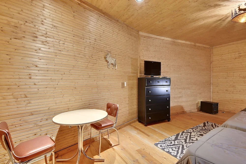 Bluff Mountain Lodge 3 Bedroom Cabin