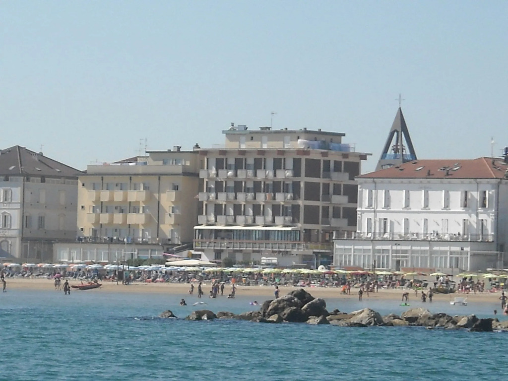 Hotel Suprem
