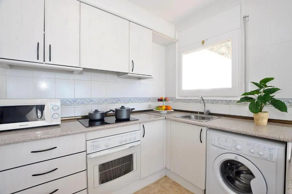 1172 Canyelles