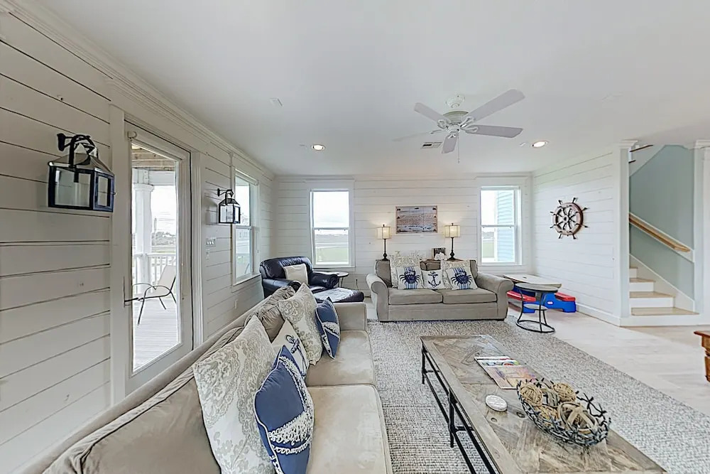New Listing! The Water House: New Near Beach 3 Bedroom Home