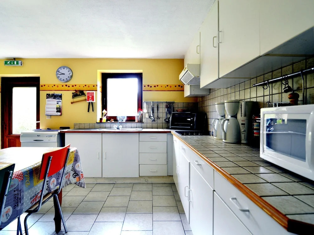 Vintage Holiday Home in Marcourt With Garden