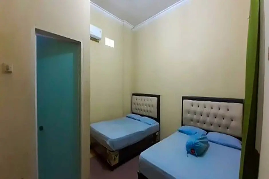OYO 90812 Hayza Residence Syariah