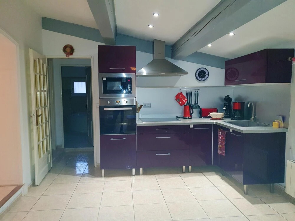 House With 2 Bedrooms in Marseille, With Pool Access, Terrace and Wifi