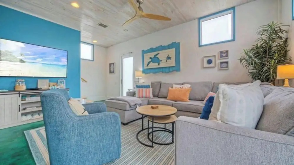 Terrace Landing Trio by Avantstay Sleeps 36 3 Coastal Home + Shared Pool + Golf Cart Zone Old Town Port A Dining