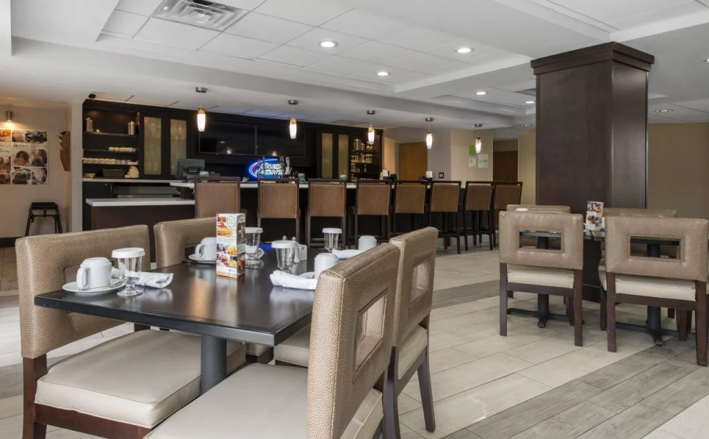 Holiday Inn Savannah South - I-95 Gateway by IHG
