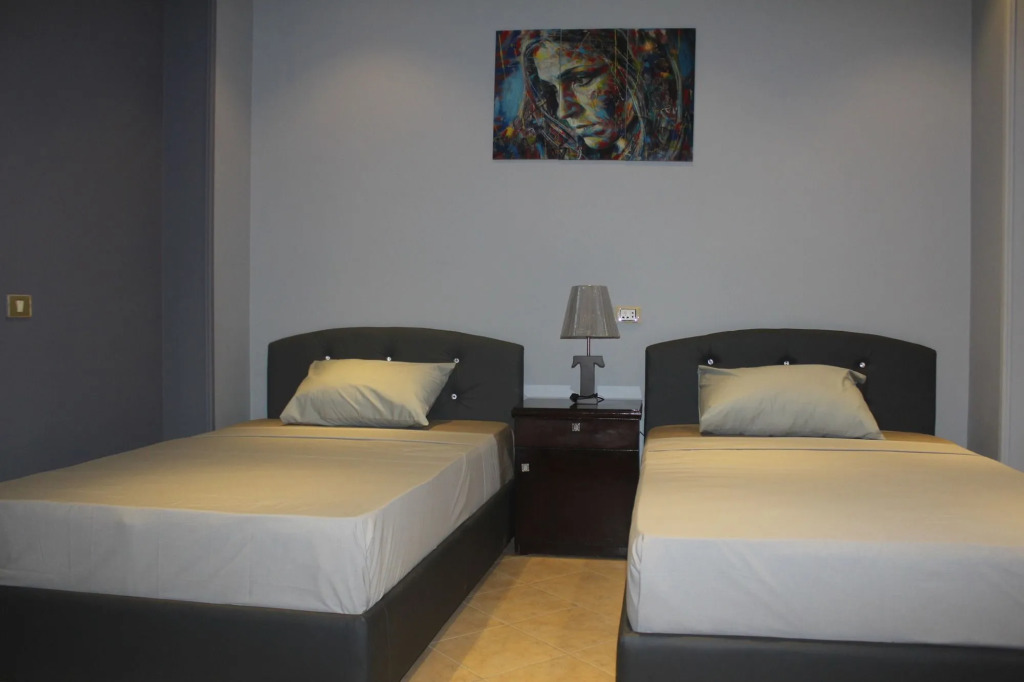 Lotus Home - Tahrir Square