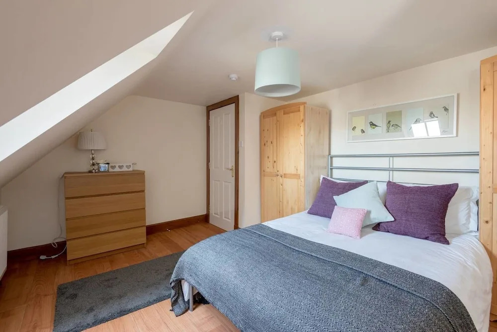 Stylish Frederick Street Flat Heart Of The Centre