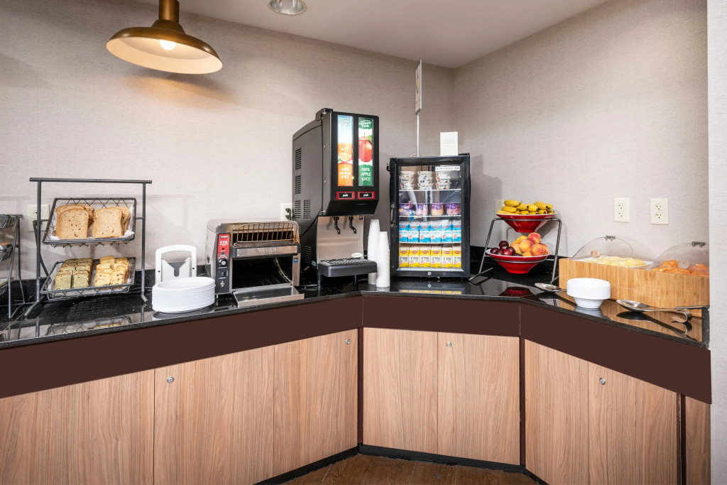 Fairfield Inn and Suites by Marriott New Bedford