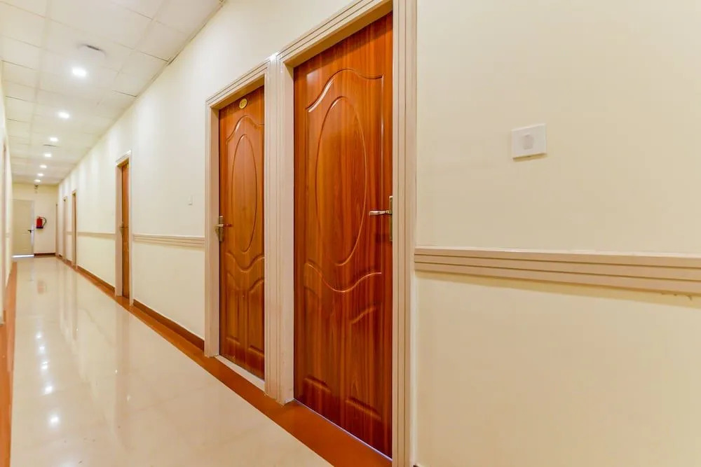 OYO Flagship 30720 Hotel Grand Casa