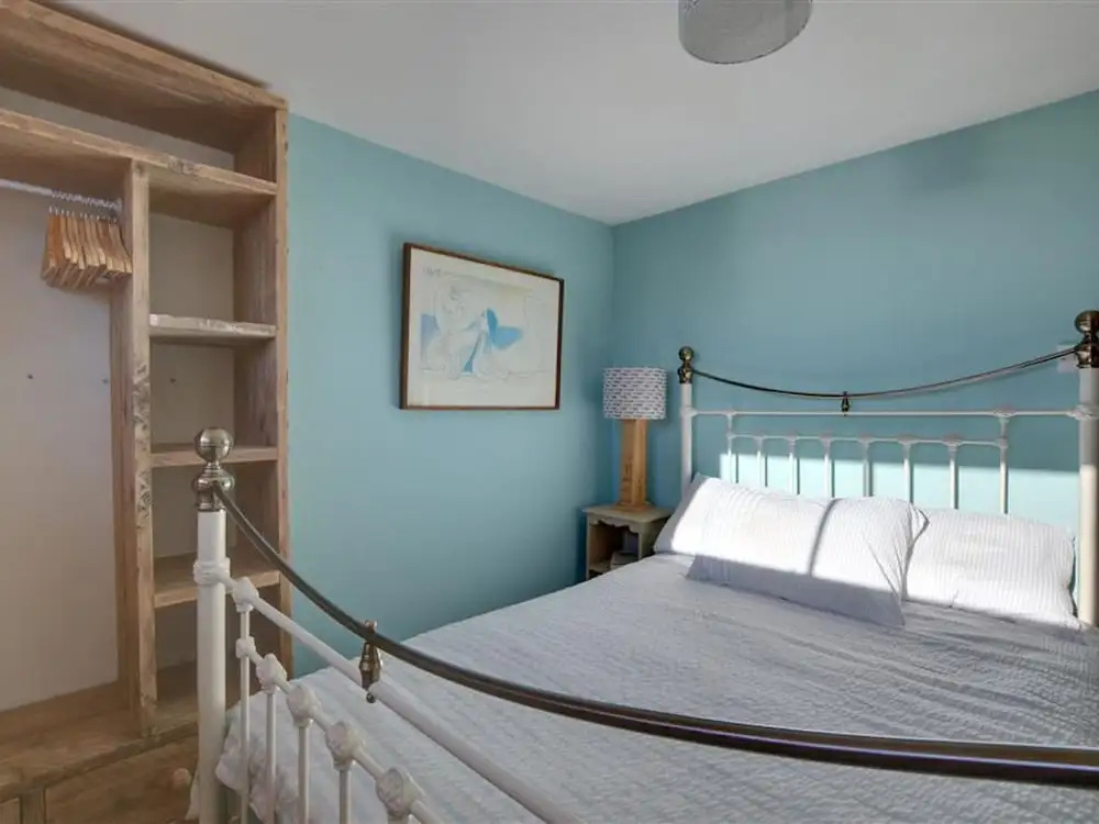 Modern Holiday Home in Hastings Kent With Garden