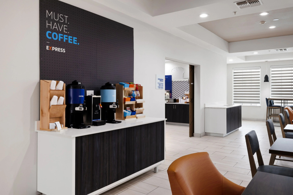 Holiday Inn Express Hotel and Suites Kingsville by IHG
