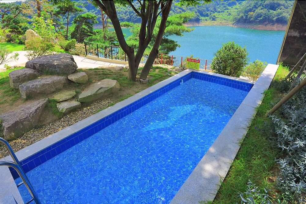 Suncheon Golden Lakeside Pension