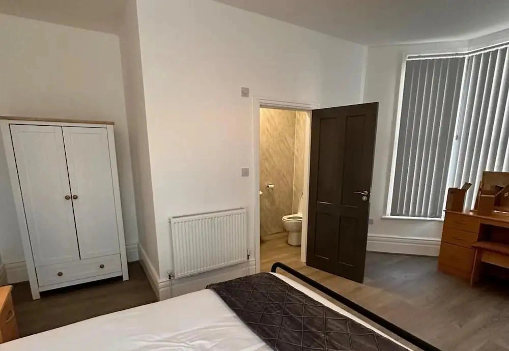 Near Beach - Parking - Wifi - Sleeps 2