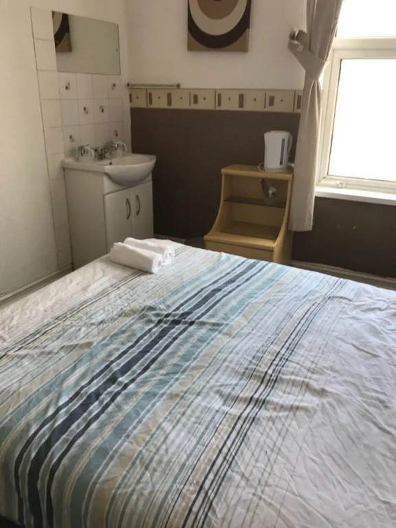 MyRoomz New Discovery Hotel