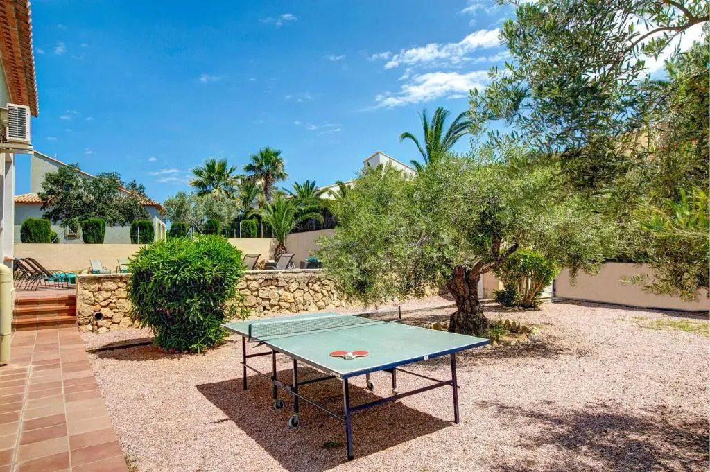 0339 Villa Fresno