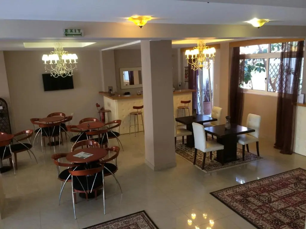 Hotel Minos