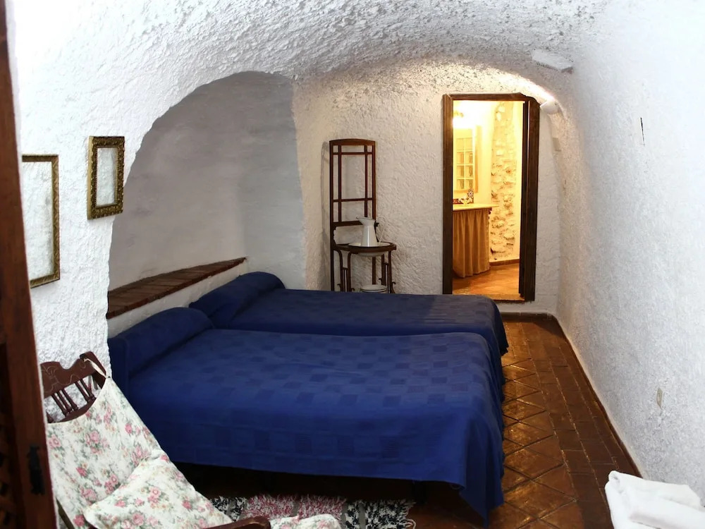 Villa near Granada with Sierra Views