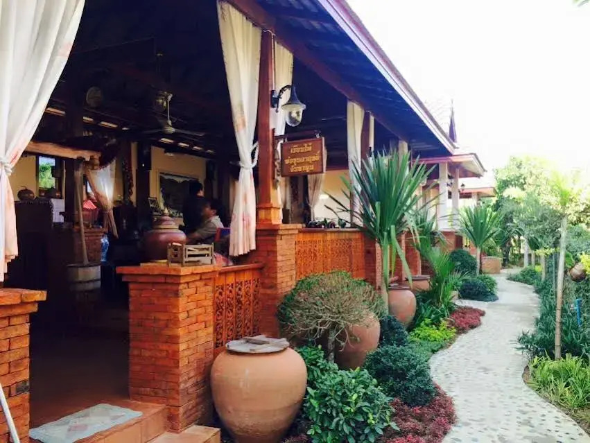 Ban Tham Hil Hotel