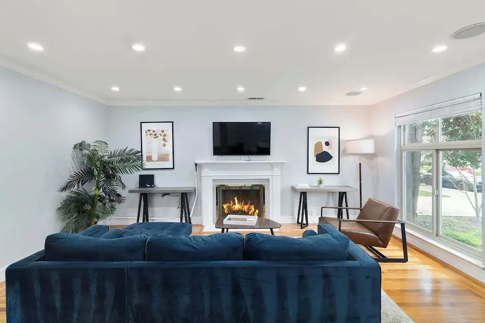 Marbella Lane Impeccable 3BR Delightful Escape