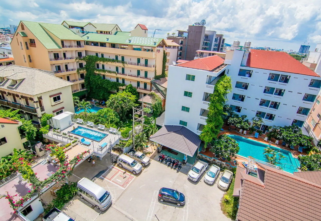 Sutus Court 5