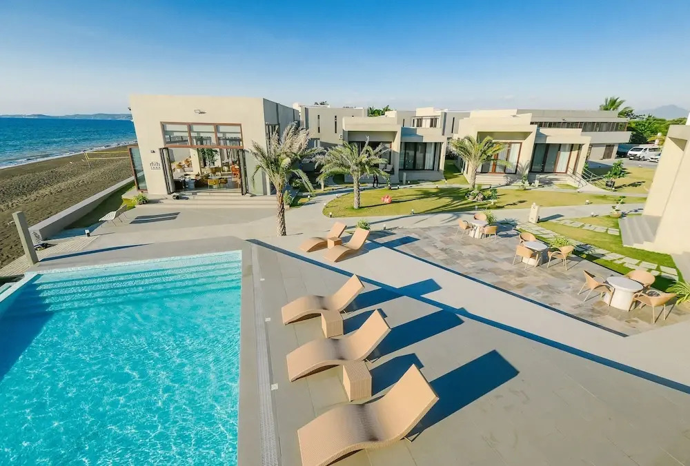TANA Beach Villas