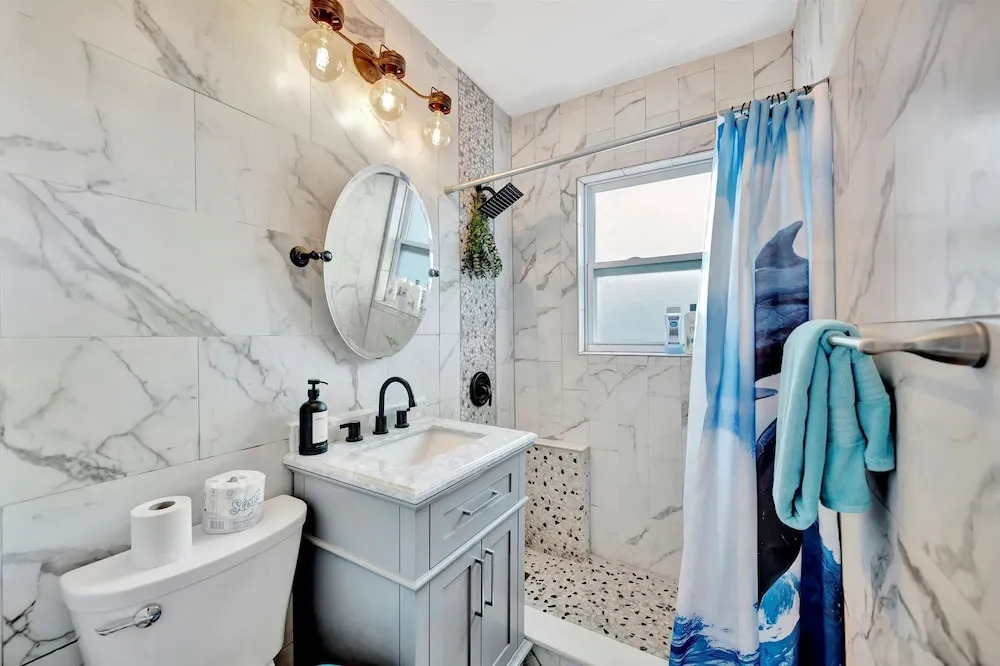 Seashell Suite 1B Pet Friendly Waterfront Dock
