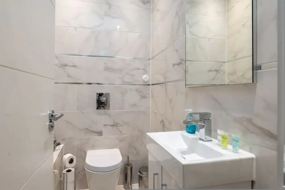 Gorgeous London Flat - Newly Furnished Mhb350