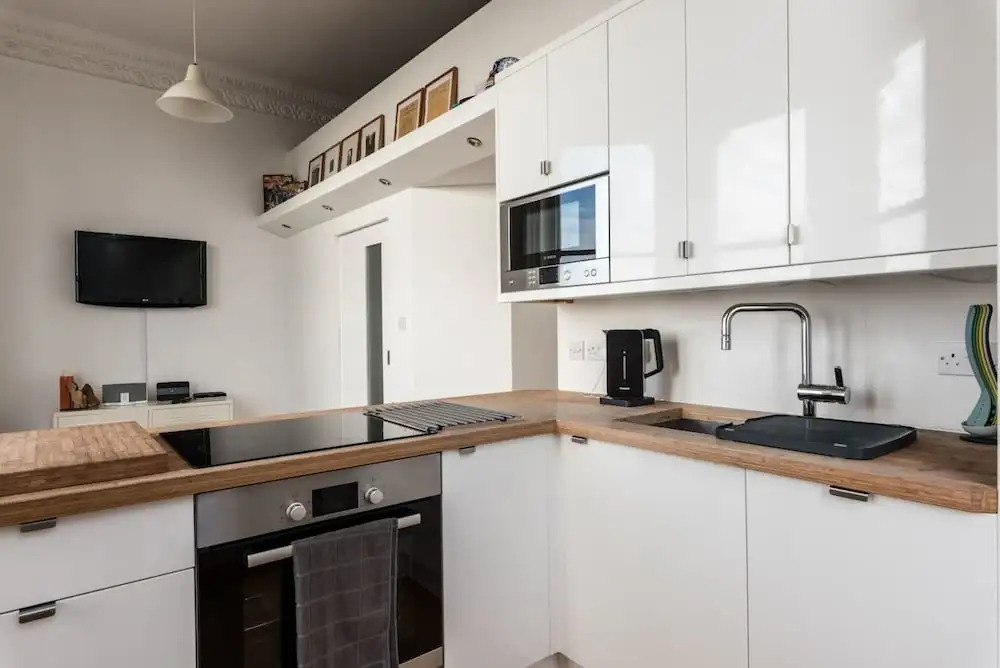 Immaculate 1-bed Apartment on Hove Seafront