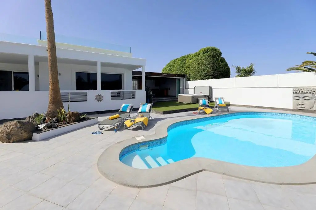 Luxury Puerto Calero Villa Casa Nublo 3 Bedrooms & Private Pool