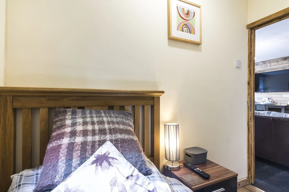 Holey Moley Lodge - 2 Bedroom