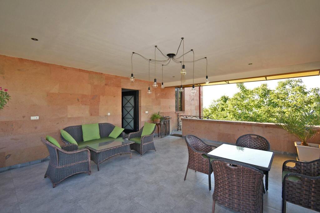 Villa in Nork