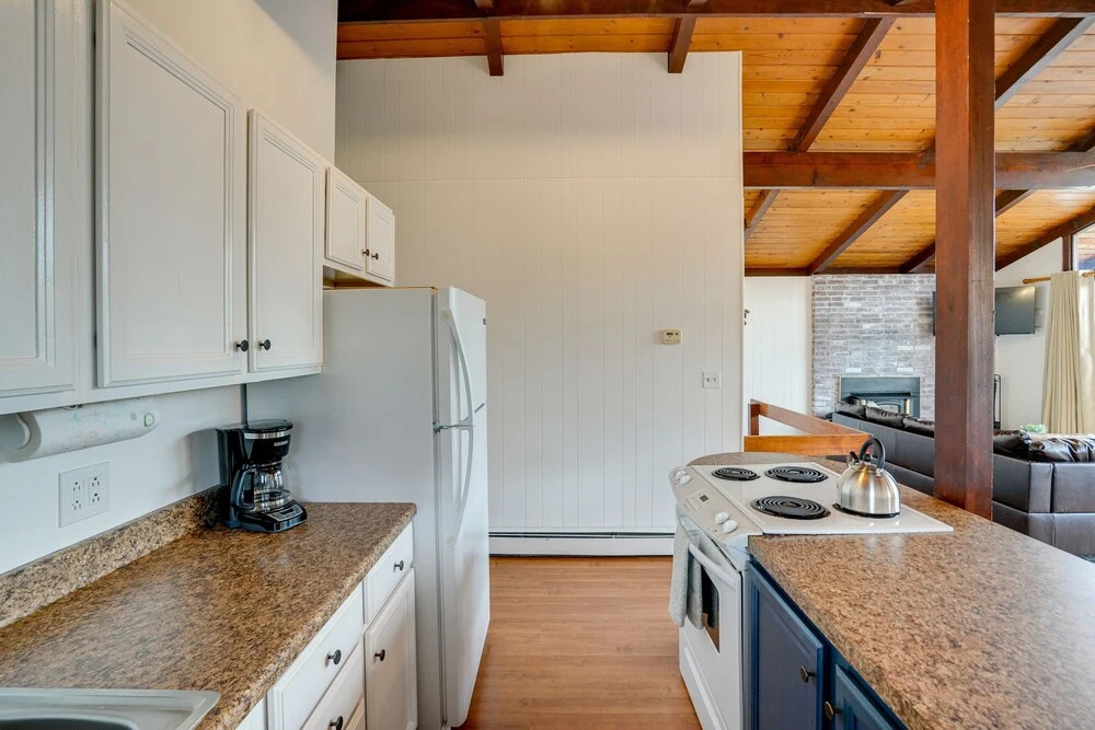 Hunter Mountain Home < 1 Mi to Ski Resort!