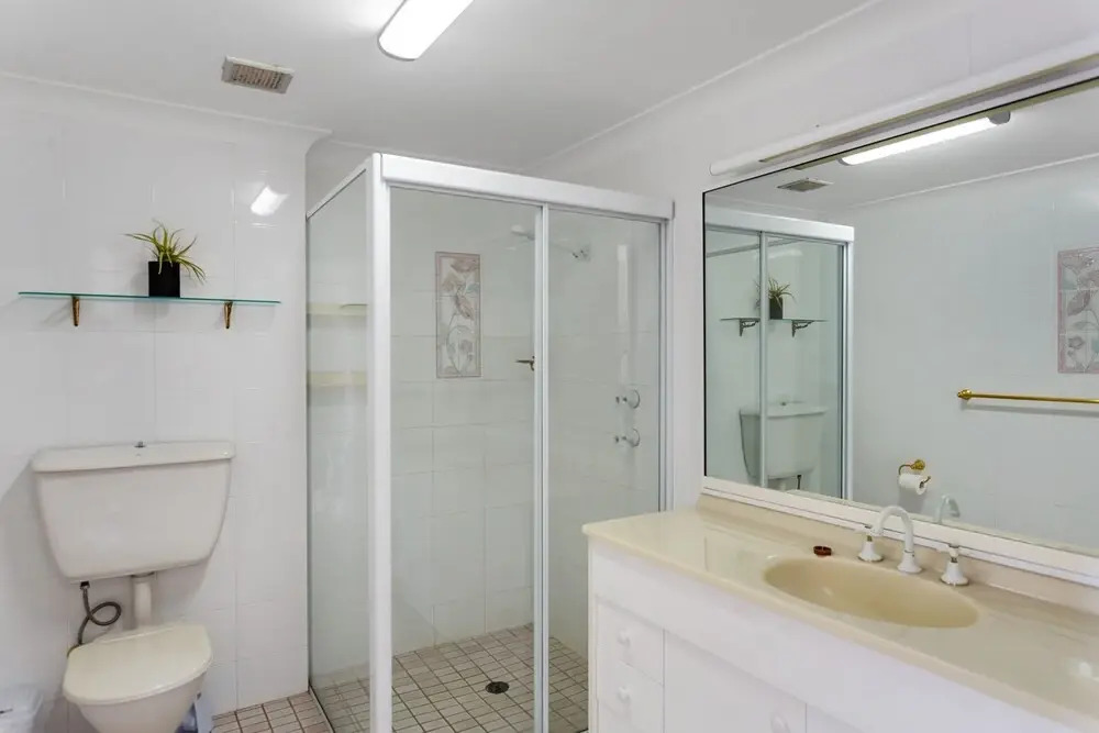 Albacore Unit 8,12 Ondine Close