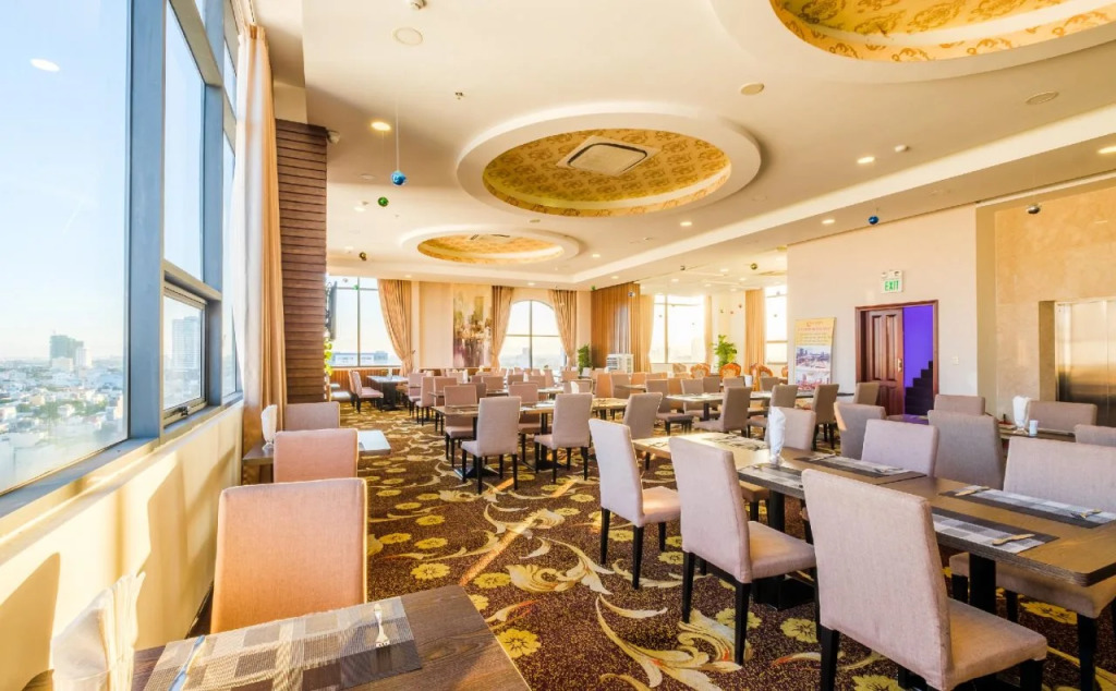 GIC Land Hotel