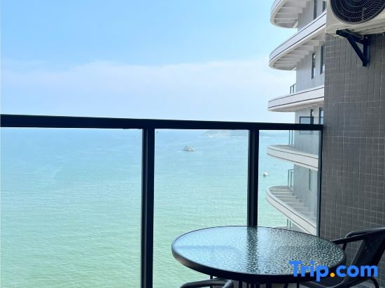 Ou Wei·Xinghai Secret Realm B&B (Yangxi Shapawan Rongsheng Yuhaiwan Store)