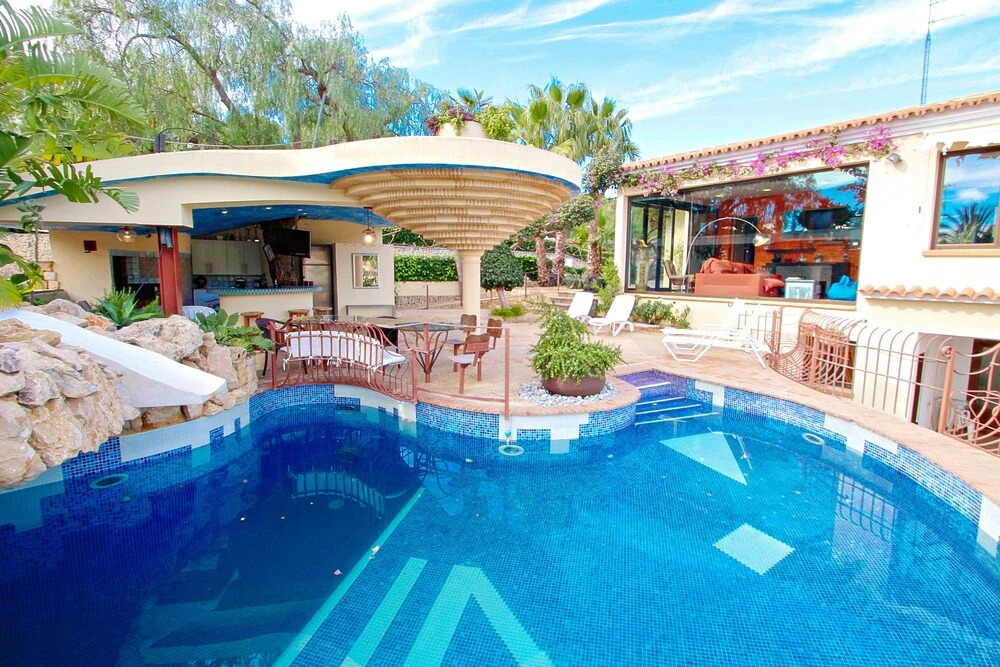 Orza - holiday home with private swimming pool in Benissa
