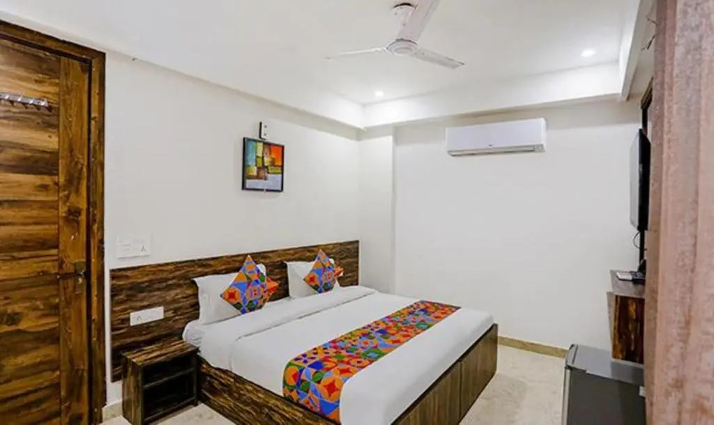 FabHotel Amrit Grand