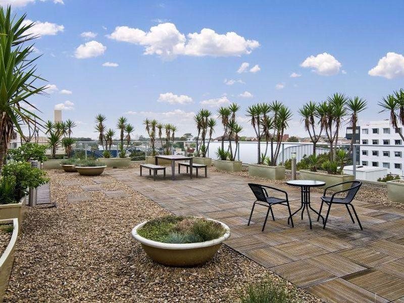 Wyndel Apartments - Encore