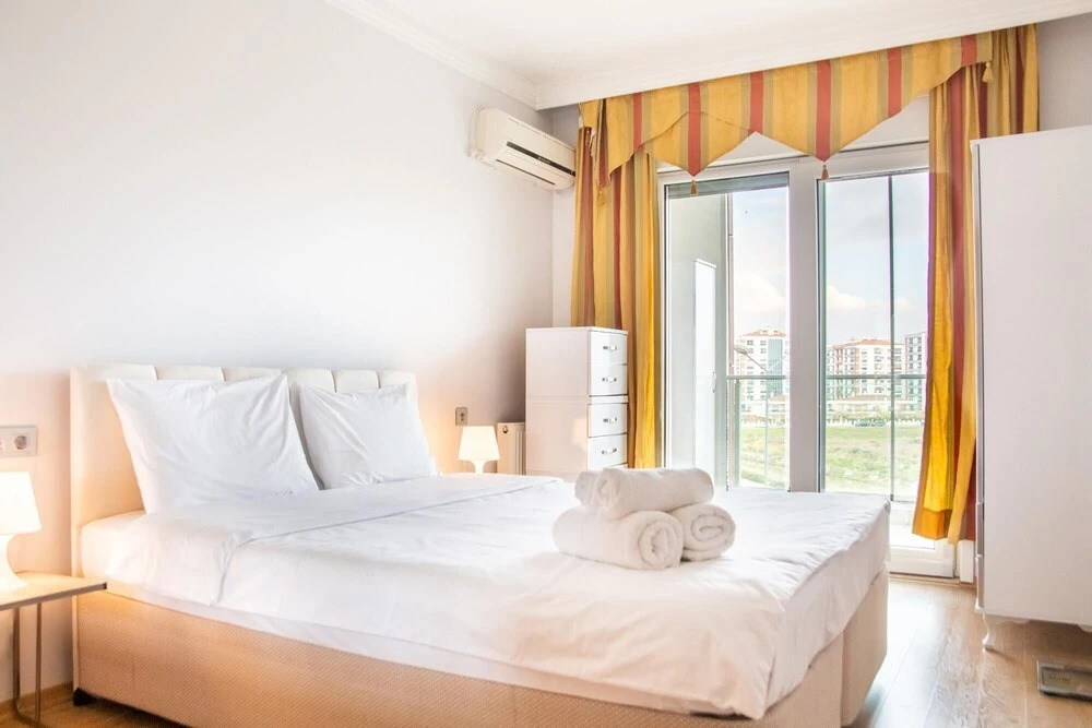 Pleasant Flat Close to Various Malls in Cigli