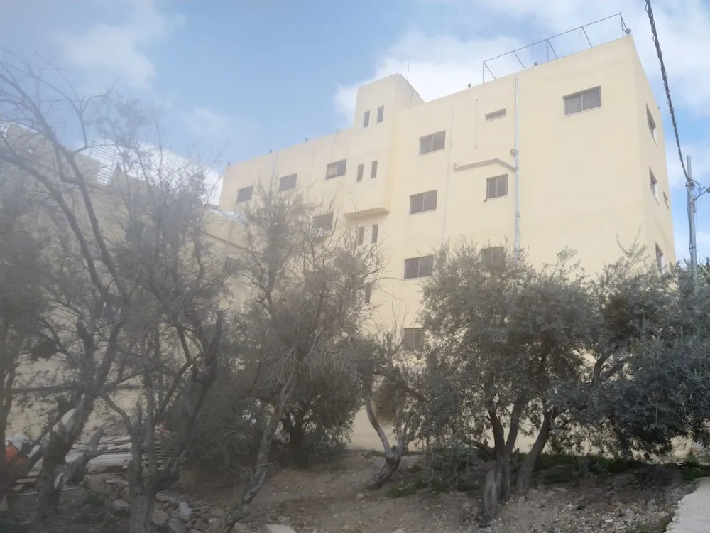 Majido Hotel