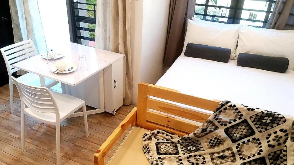 Mireyas Studio Condo at Goshen Towers - Session Road