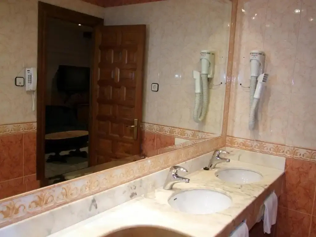 Hotel Montearagón