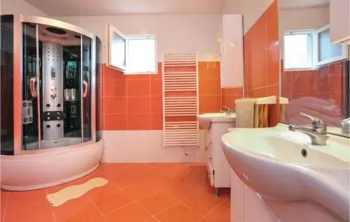 Amazing Home In Kastel Sucurac