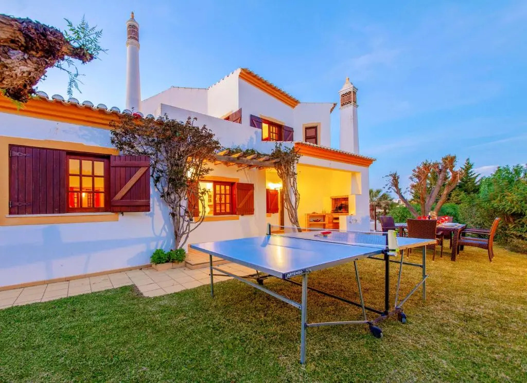 Villa Palms - Moradia tranquila com piscina aquecível - Galé, Albufeira