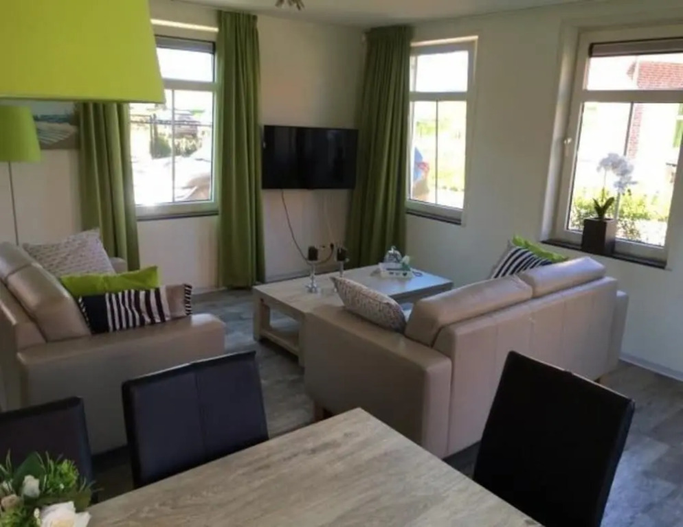 Pet-loving Stay With Garden