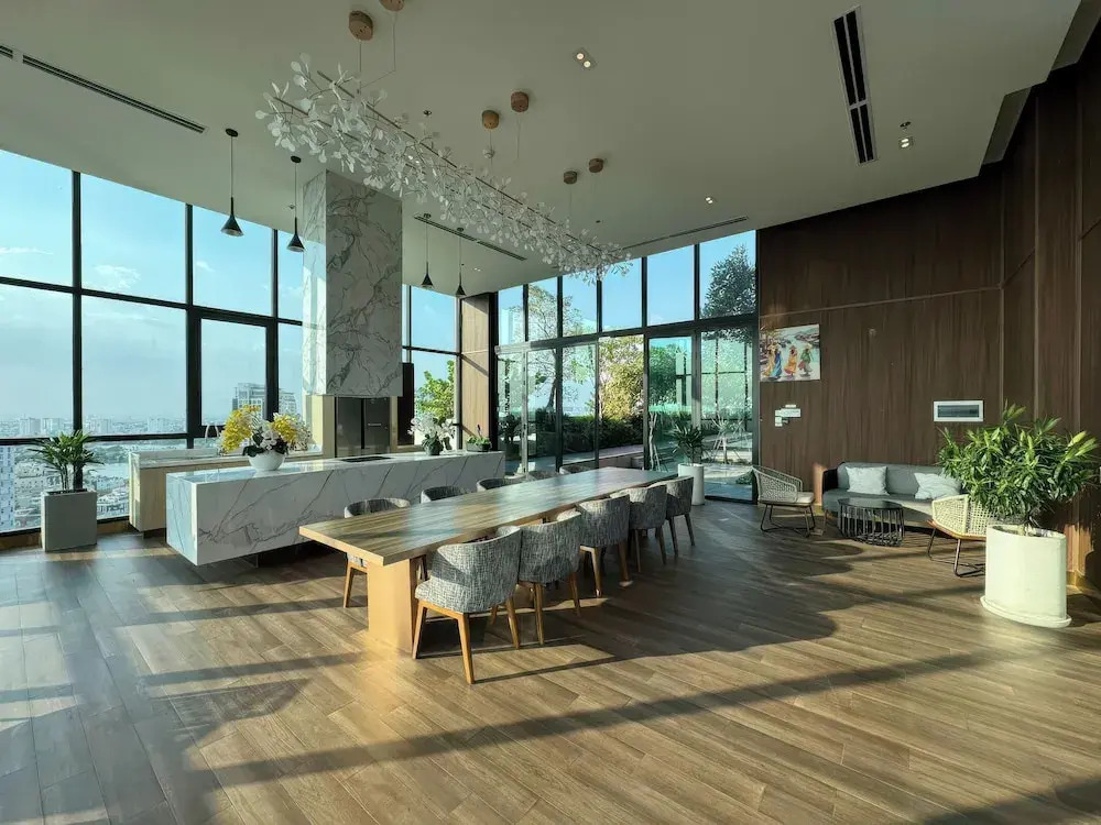 Homies Dedge Thao Dien Luxury Apartment