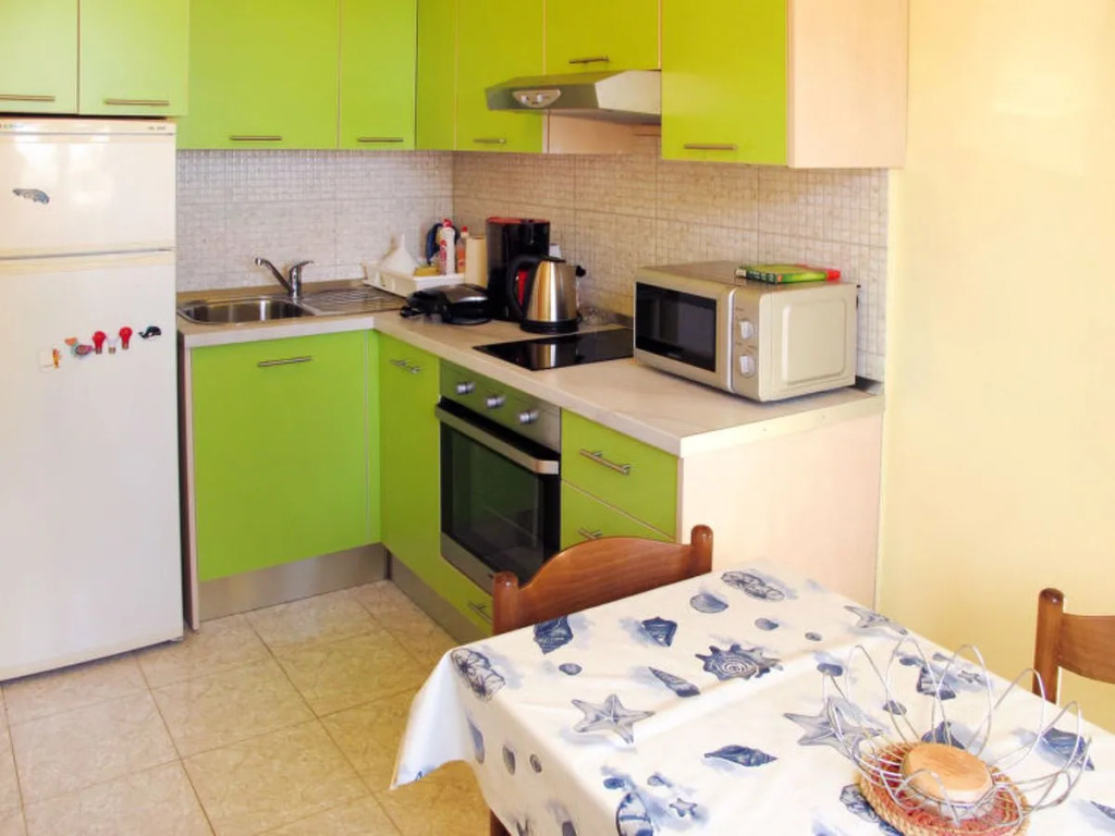 Apartment Giljo Ammoudi 30127