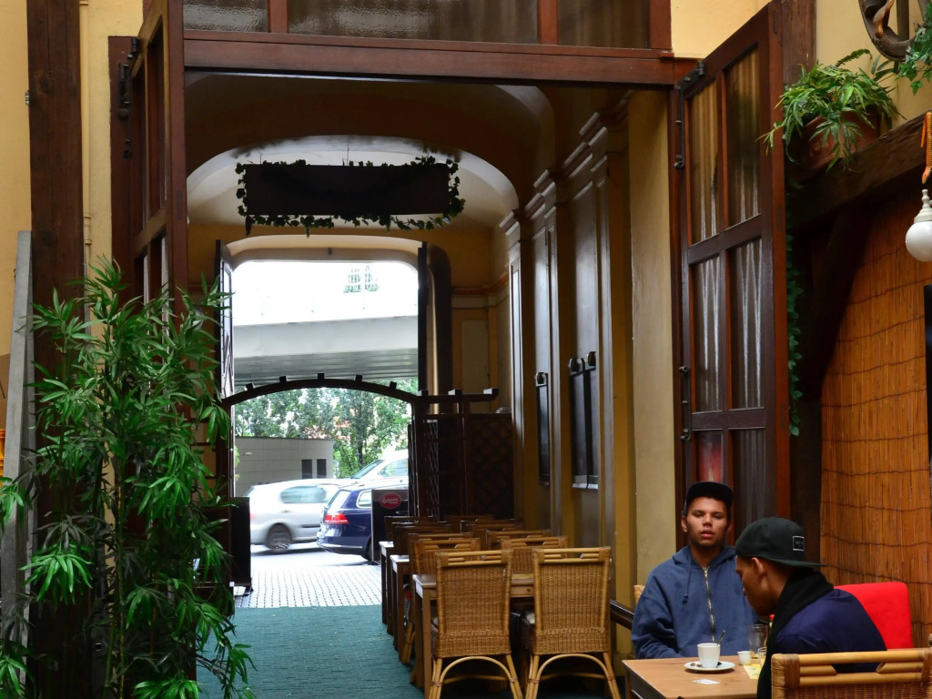 A Plus  Hostel